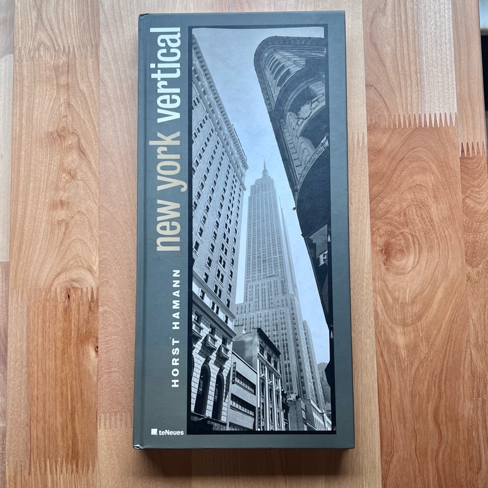 New York Vertical book by HORST HAMANN